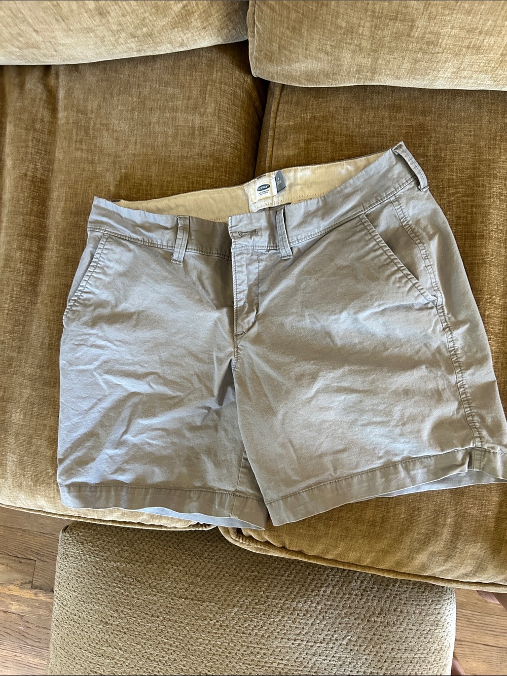 Old Navy Light Gray Women's Chino Bermuda Shorts